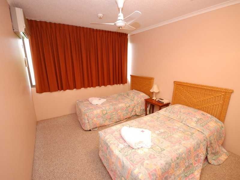 4/107 Esplanade, Cairns QLD 4870