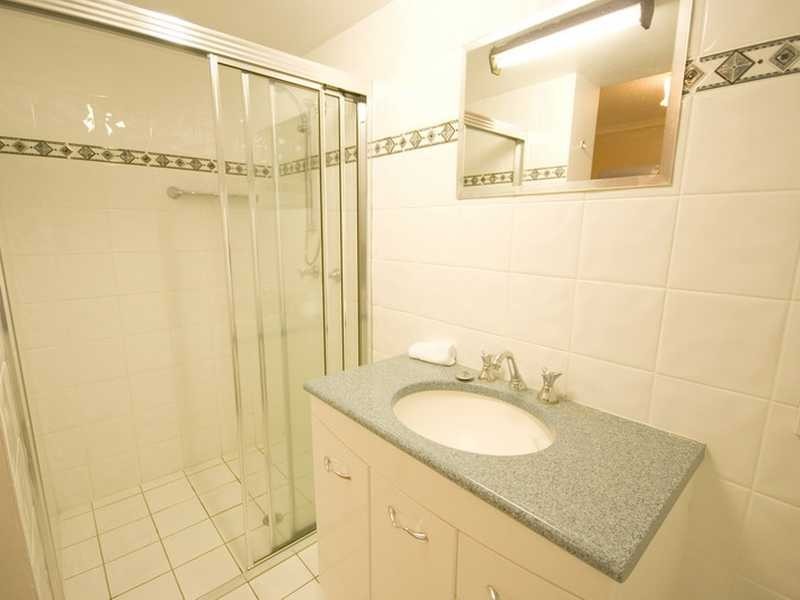 4/107 Esplanade, Cairns QLD 4870