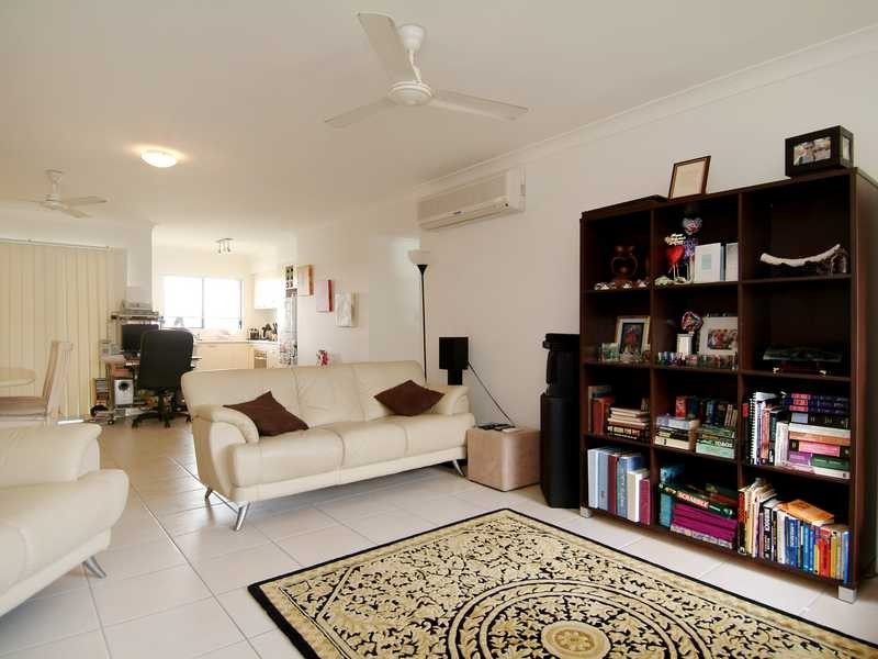 20/44 Pease Street, Cairns QLD 4870