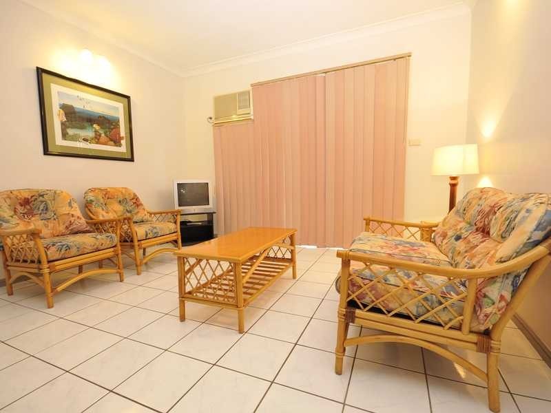 15/17a Upward Street, Cairns City QLD 4870