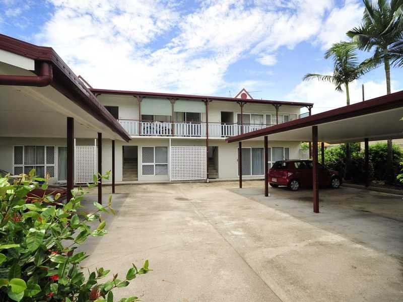 3/8 Ascot Avenue, Westcourt QLD 4870