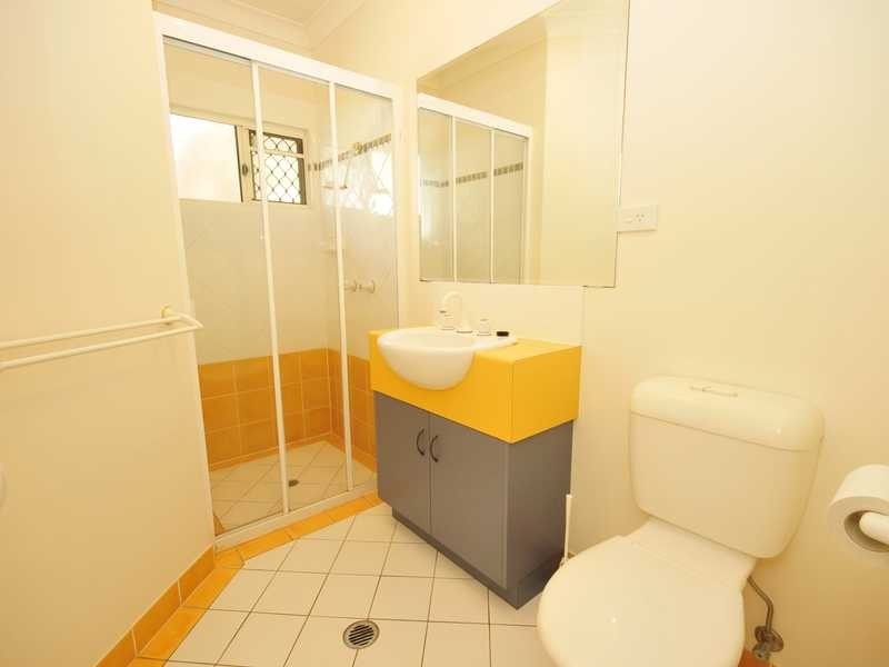 8/26 Oliva Street, Palm Cove QLD 4879