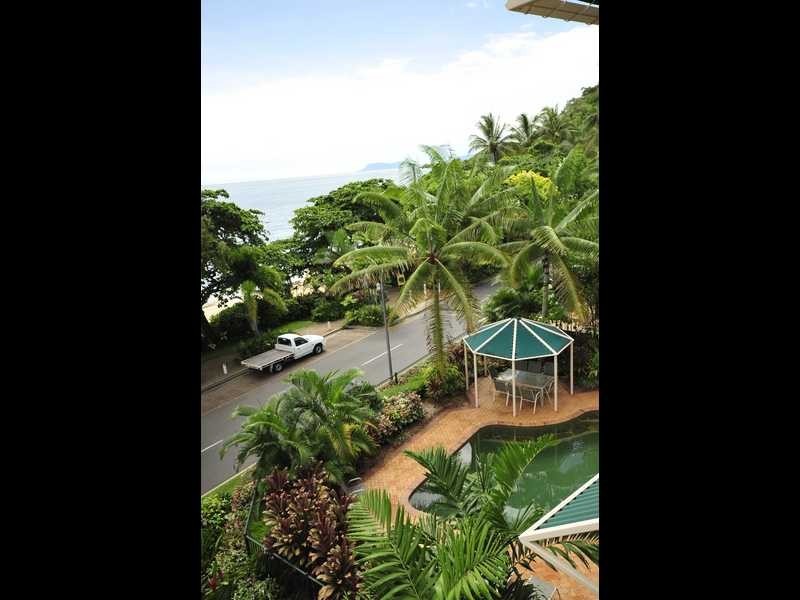 53 Vasey Esplanade, Trinity Beach QLD 4879