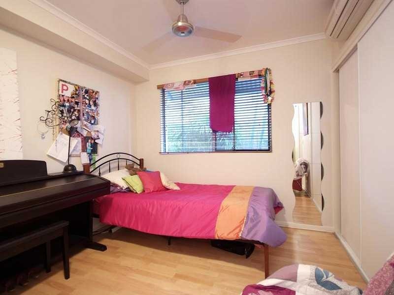 2/242 Grafton Street, Cairns North QLD 4870