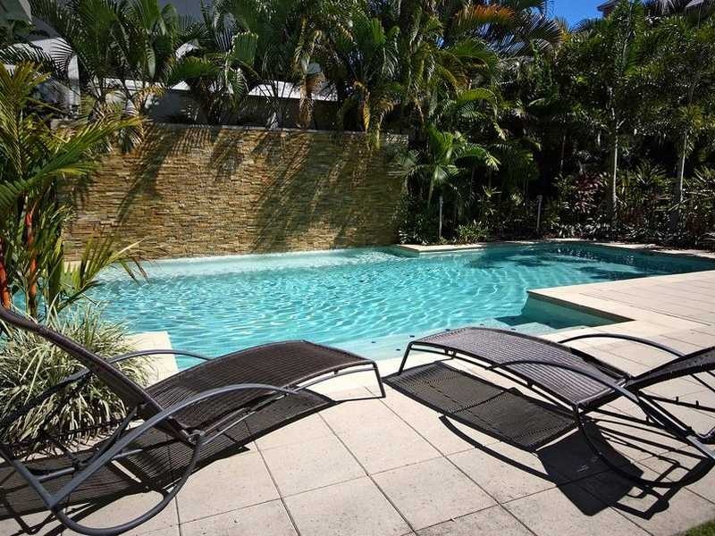 2/242 Grafton Street, Cairns North QLD 4870