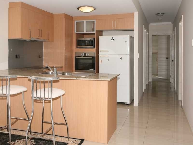 28/242 Grafton Street, Cairns North QLD 4870