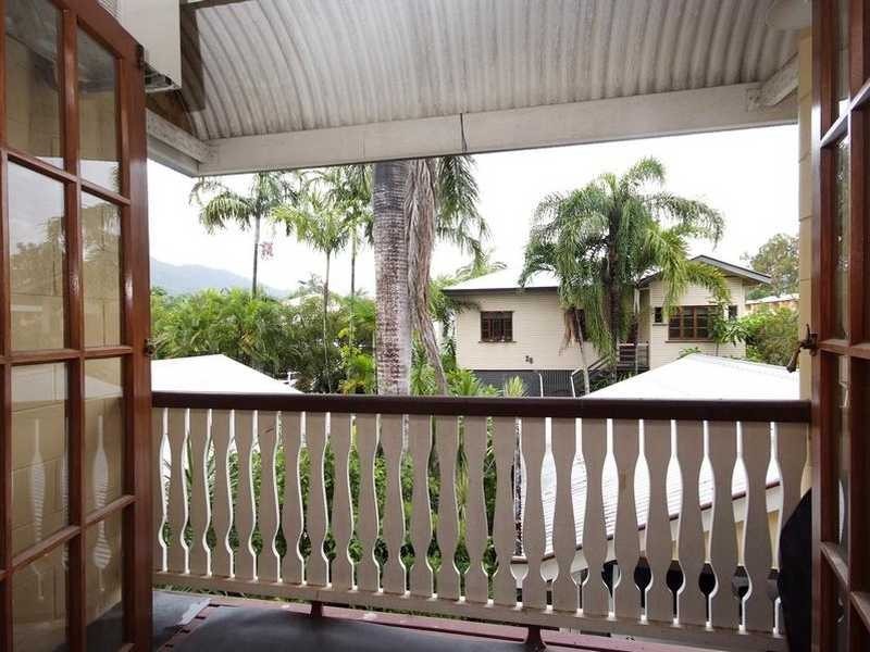 25/404 McCoombe Street, Mooroobool QLD 4870