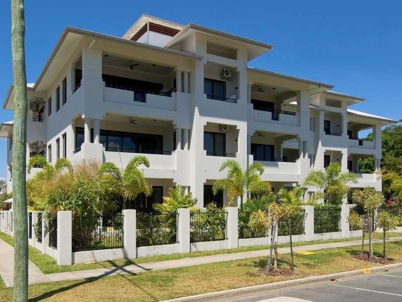 10/15 Clare Street, Parramatta Park QLD 4870