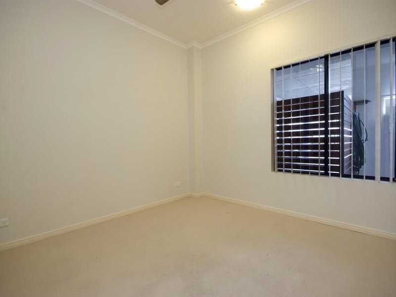 2/15 Clare Street, Cairns QLD 4870