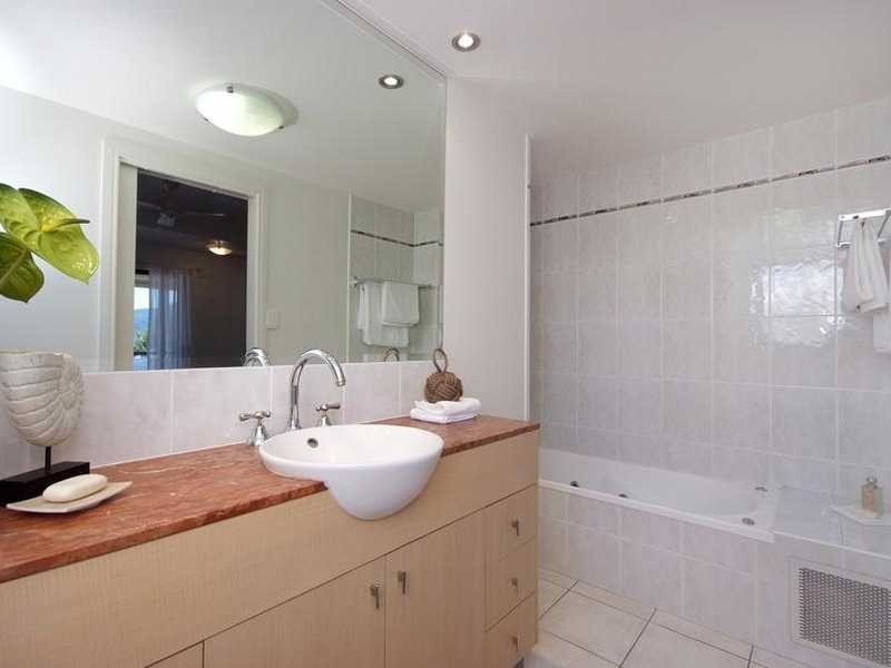 501/3 Abbott Street, Cairns City QLD 4870