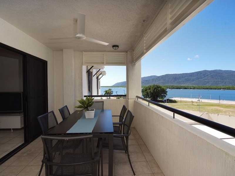 501/3 Abbott Street, Cairns City QLD 4870