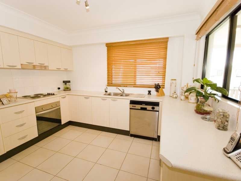 Unit 10/44 Pease Street, Cairns QLD 4870