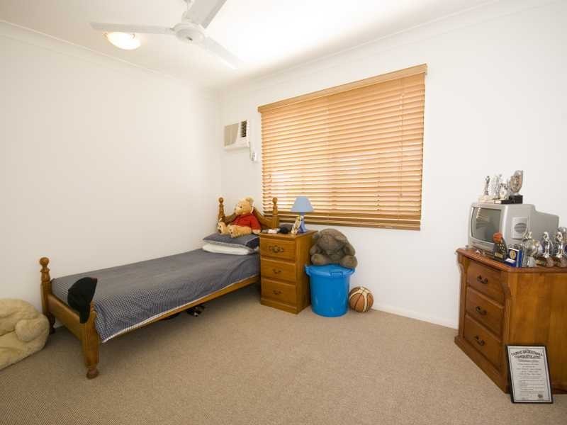 Unit 10/44 Pease Street, Cairns QLD 4870
