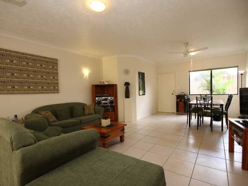 13/44 Pease Street, Cairns QLD 4870