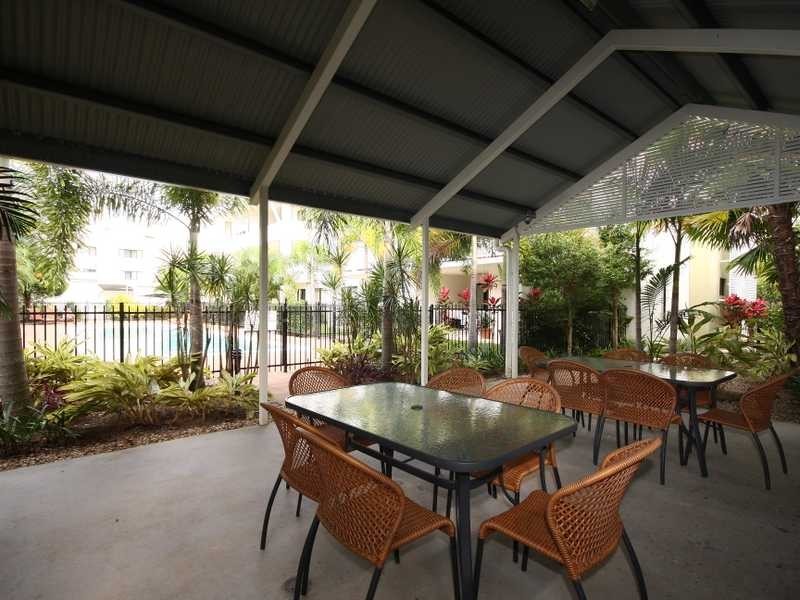 13/44 Pease Street, Cairns QLD 4870