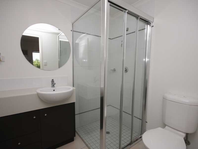 Unit 21/44 Pease Street, Cairns QLD 4870