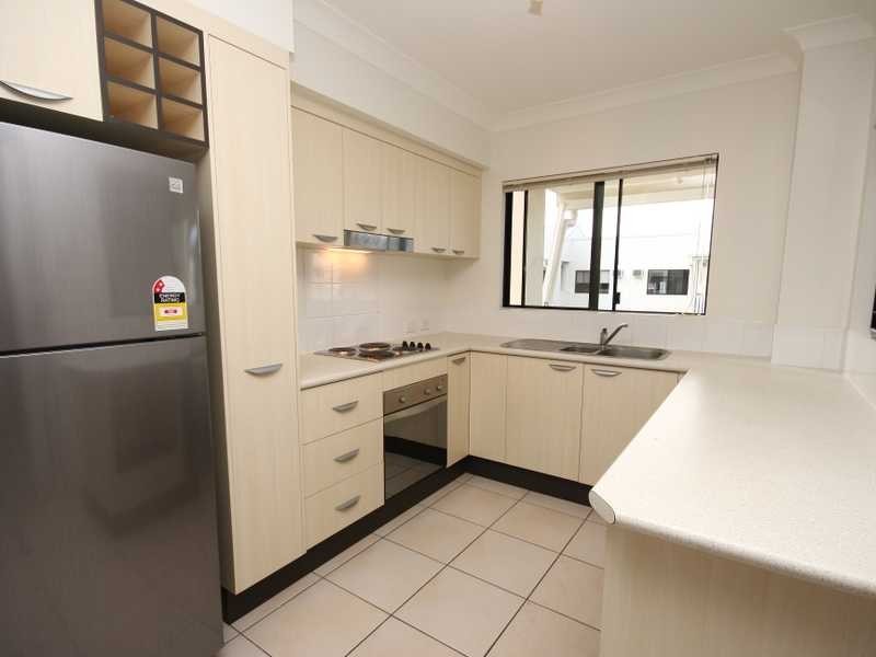 Unit 21/44 Pease Street, Cairns QLD 4870