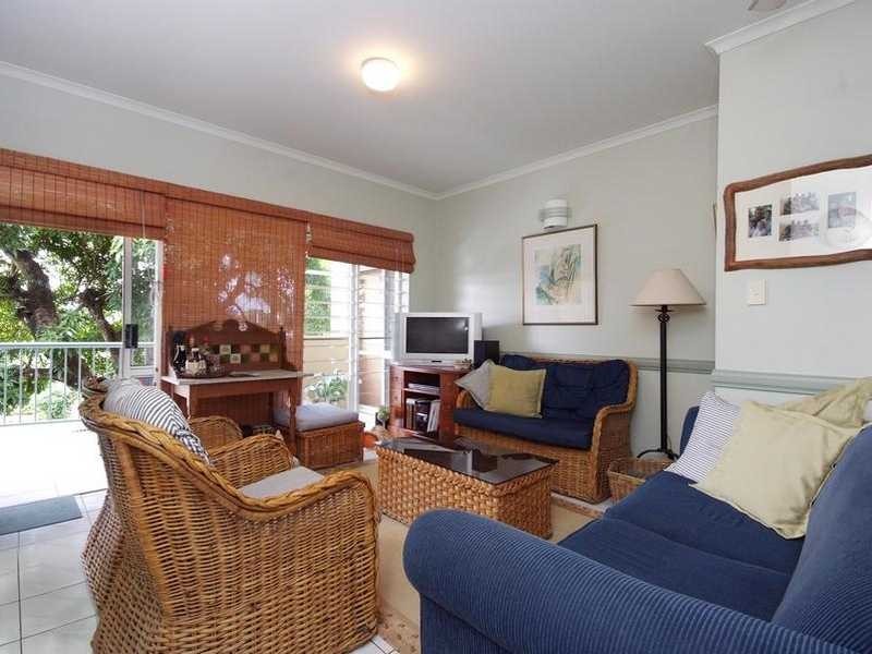 6/10 Brown Street, Woree QLD 4868