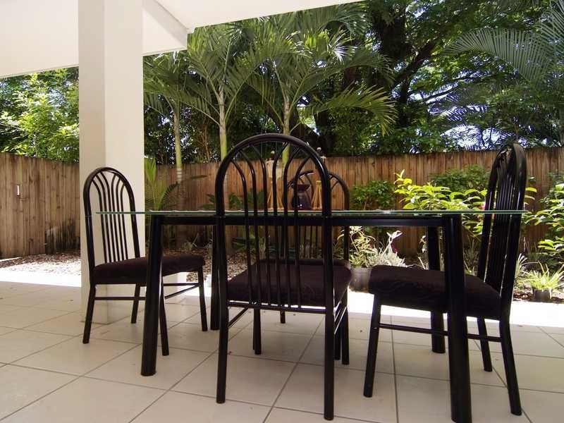 24/44 Pease Street, Cairns QLD 4870