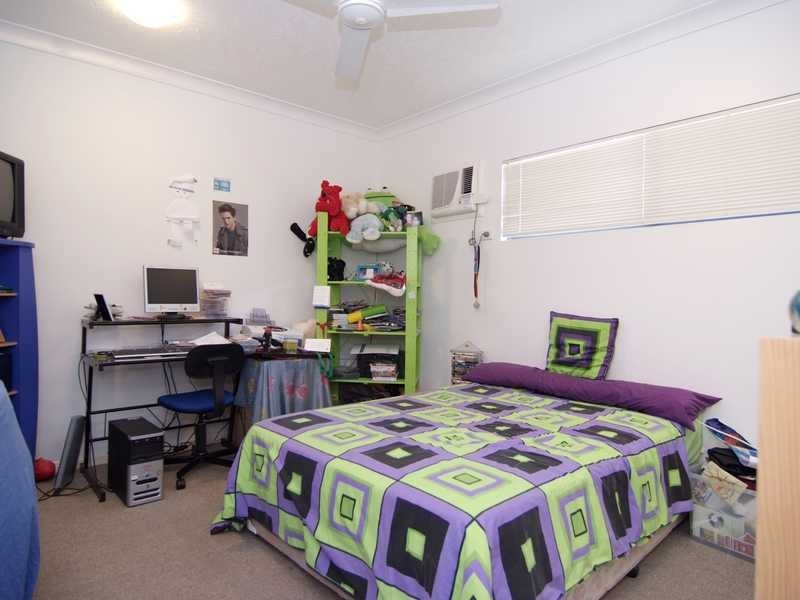 24/44 Pease Street, Cairns QLD 4870