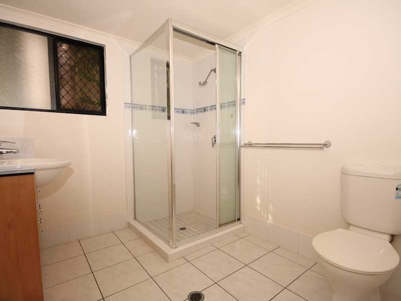 2/29 Sims Esplanade, Yorkeys Knob QLD 4878