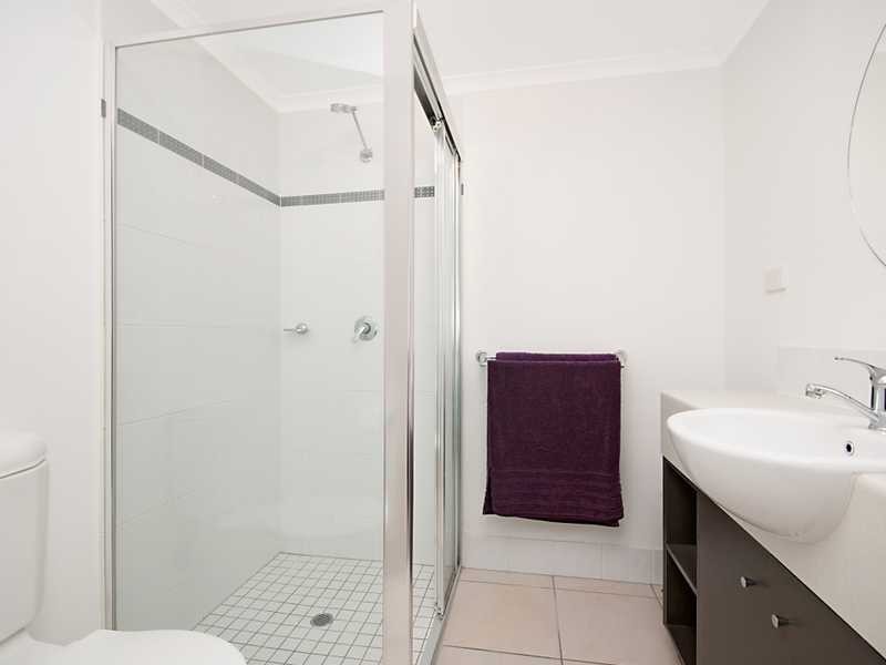 33/44 Pease Street, Cairns QLD 4870