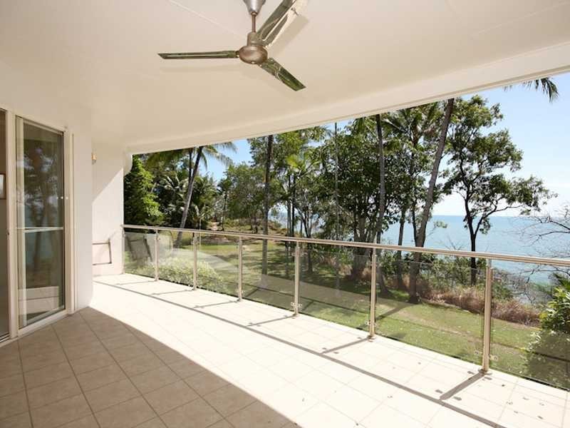 8/96 Moore Street, Trinity Beach QLD 4879