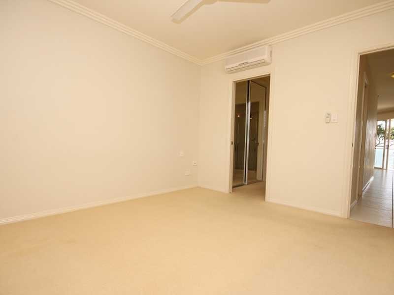 8/96 Moore Street, Trinity Beach QLD 4879