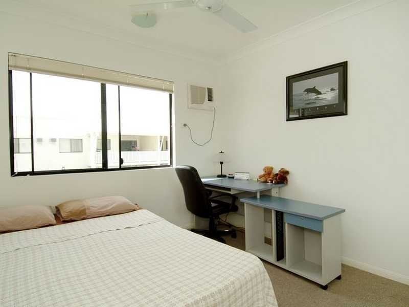 20/44 Pease Street, Cairns QLD 4870