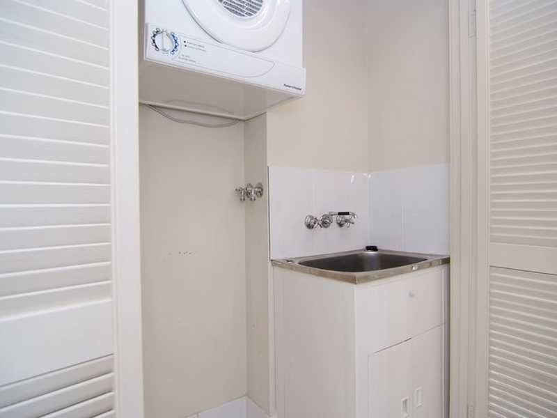 1/6 James Street, Cairns North QLD 4870