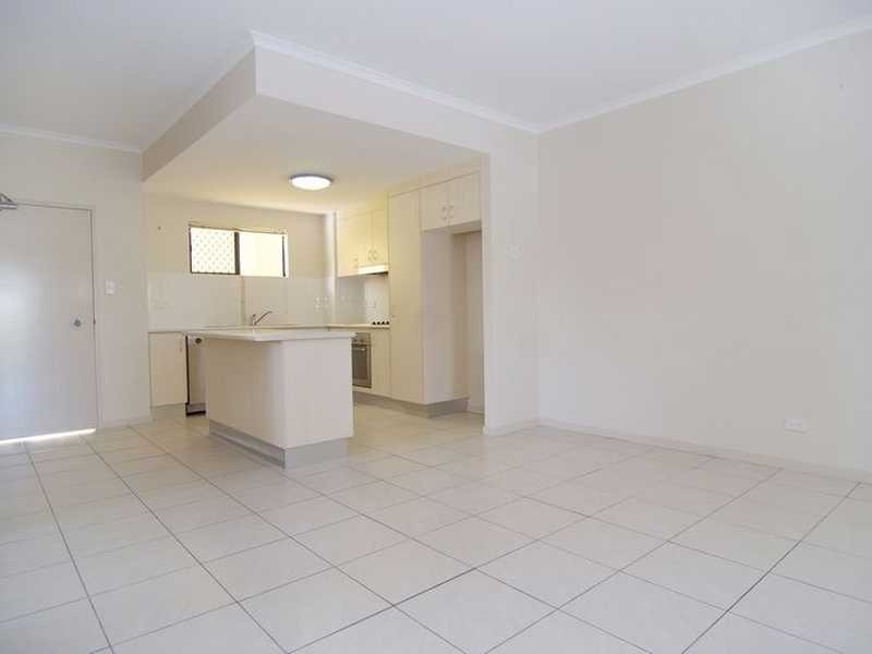 1/6 James Street, Cairns North QLD 4870