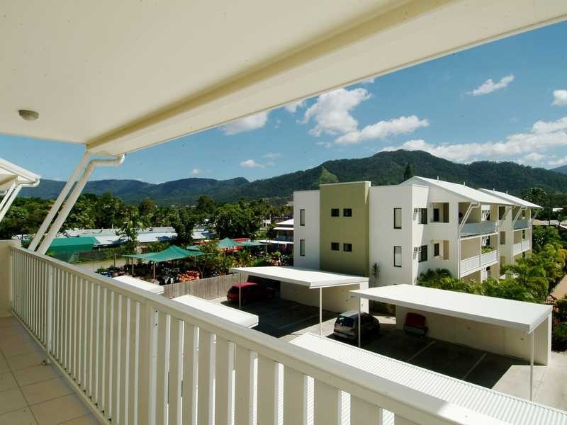 34/44 Pease Street, Cairns QLD 4870