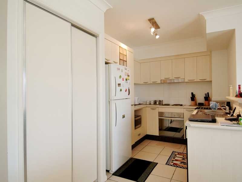 34/44 Pease Street, Cairns QLD 4870