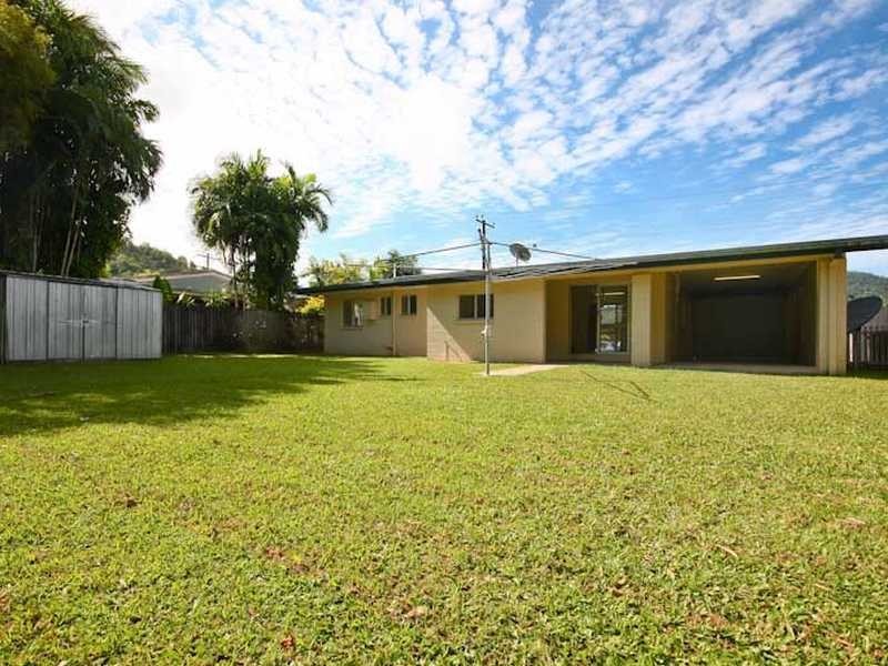 45 Brooks Street, Whitfield QLD 4870
