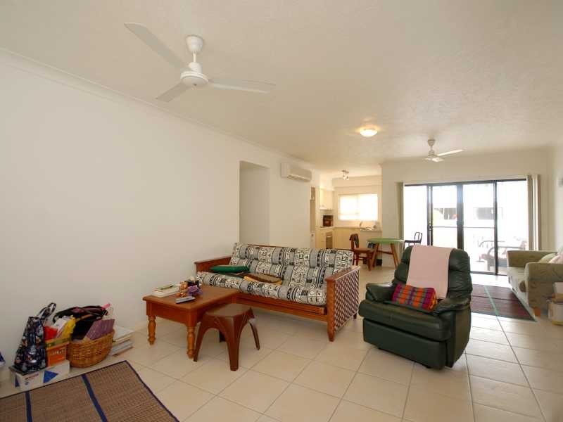 15/44 Pease Street, Cairns QLD 4870