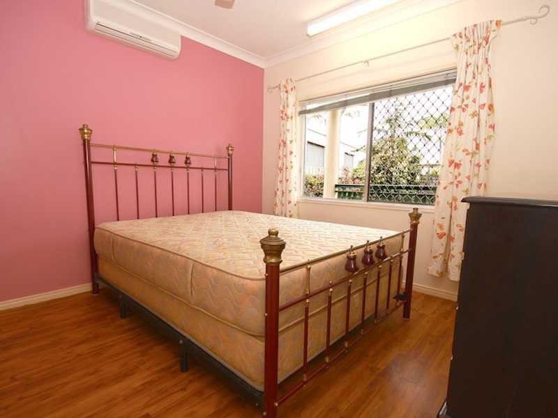 6/342 Mccoombe Street, Mooroobool QLD 4870