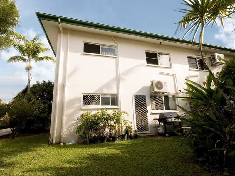 6/342 Mccoombe Street, Mooroobool QLD 4870