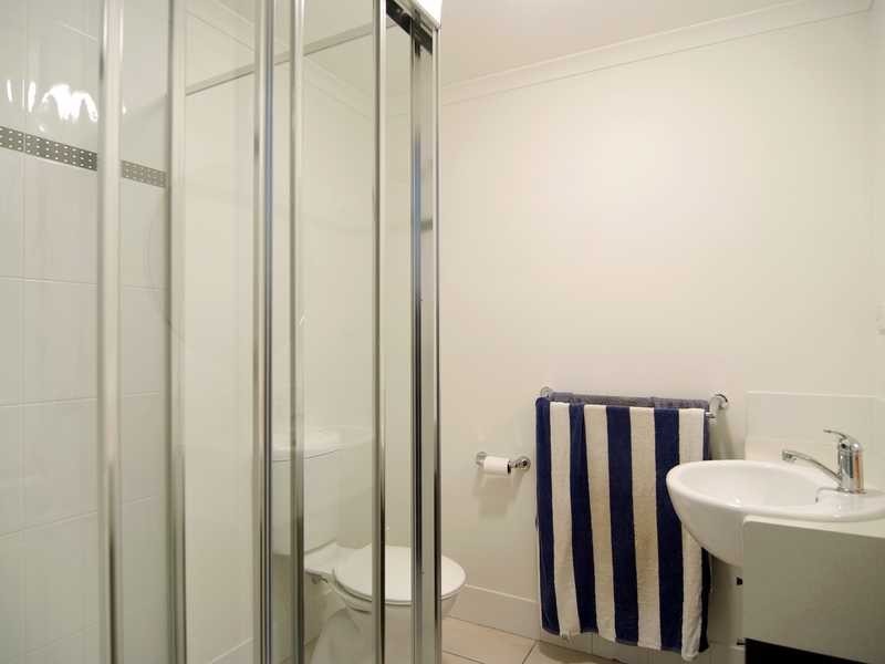 8/44 Pease Street, Cairns QLD 4870