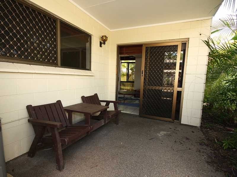 4/18 Jensen Street, Manoora QLD 4870