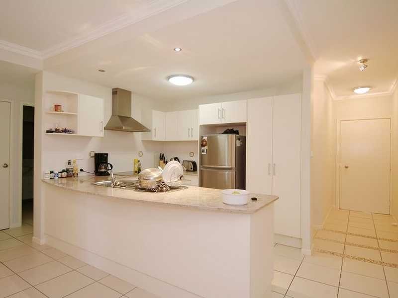 3/18 Smith Street, Cairns North QLD 4870