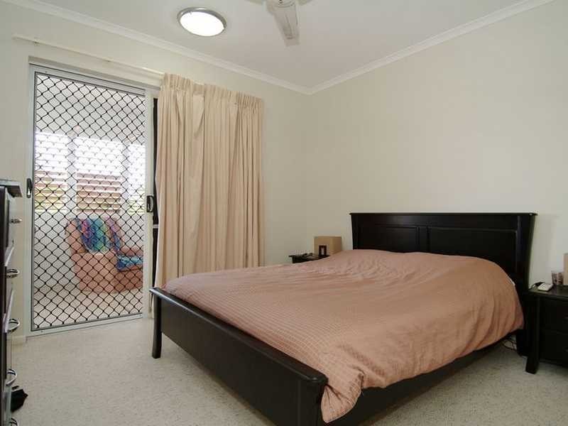3/18 Smith Street, Cairns North QLD 4870