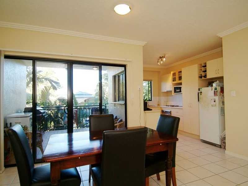 2/183 Martyn Street, Parramatta Park QLD 4870