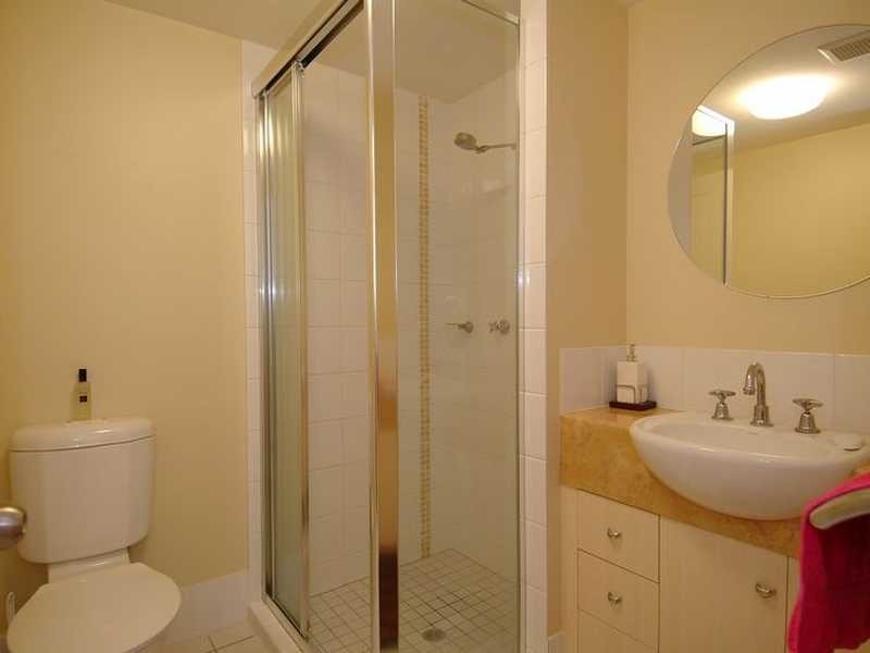 2/183 Martyn Street, Parramatta Park QLD 4870