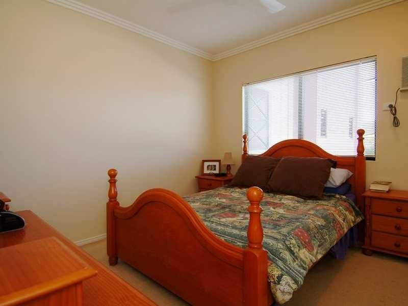 2/183 Martyn Street, Parramatta Park QLD 4870