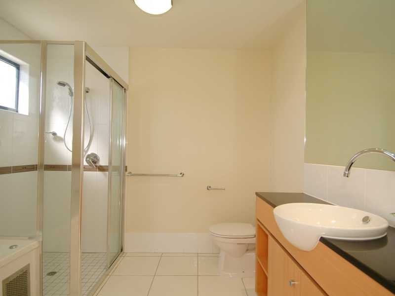 1201 “Piermonde” 25 Wharf Street, Cairns City QLD 4870