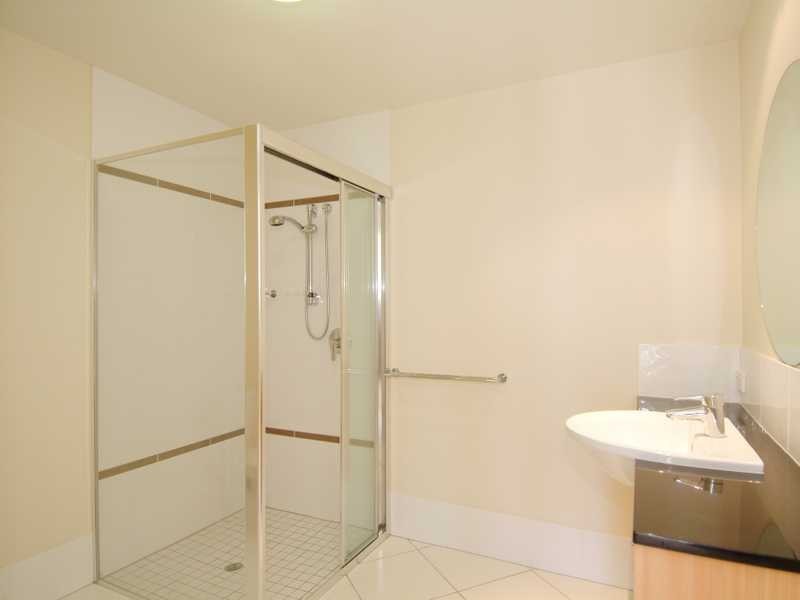 1201 “Piermonde” 25 Wharf Street, Cairns City QLD 4870