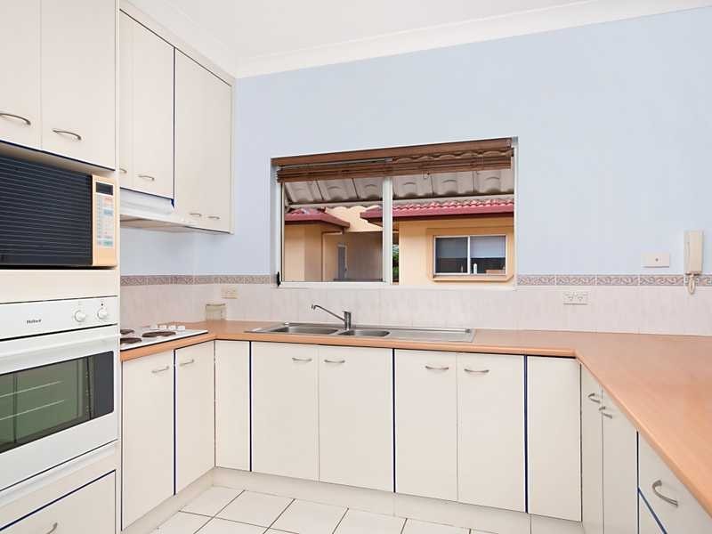 8/7 Gelling Street, Cairns North QLD 4870