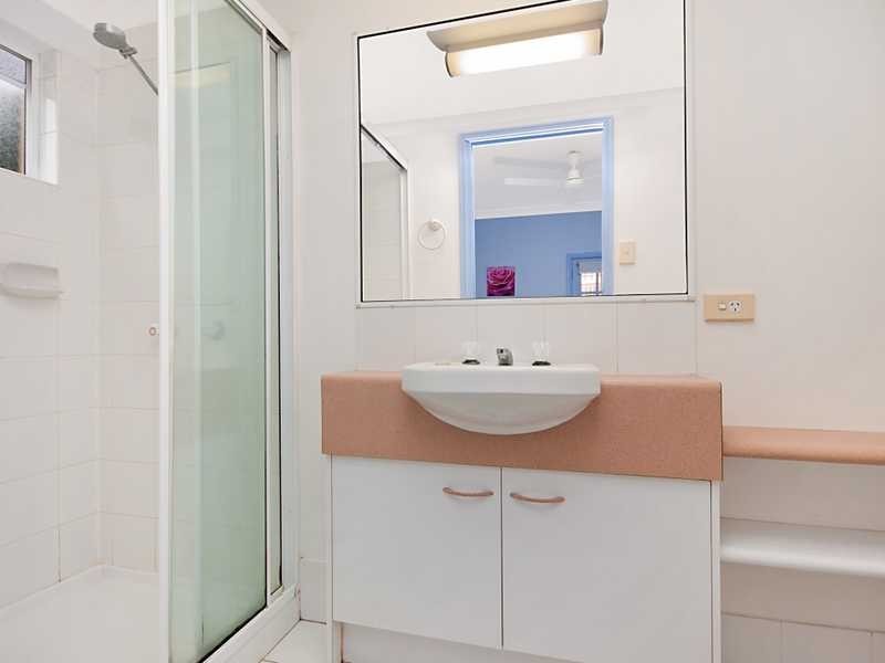 8/7 Gelling Street, Cairns North QLD 4870