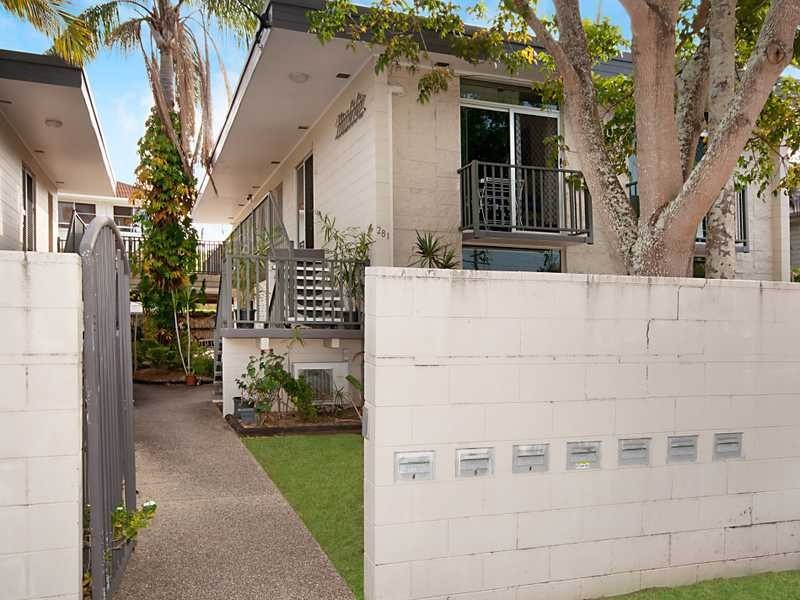 1/281 Lake Street, Cairns North QLD 4870