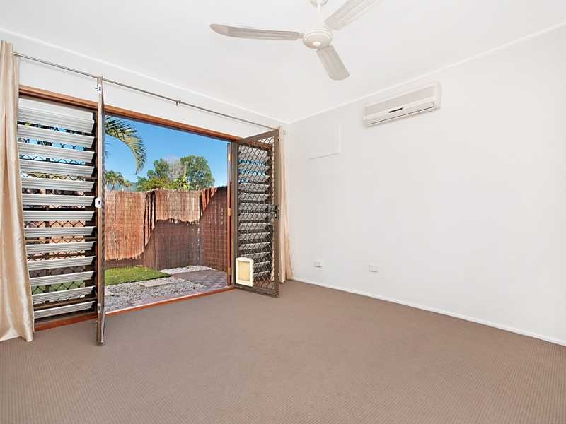 1/194 Mccoombe Street, Bungalow QLD 4870